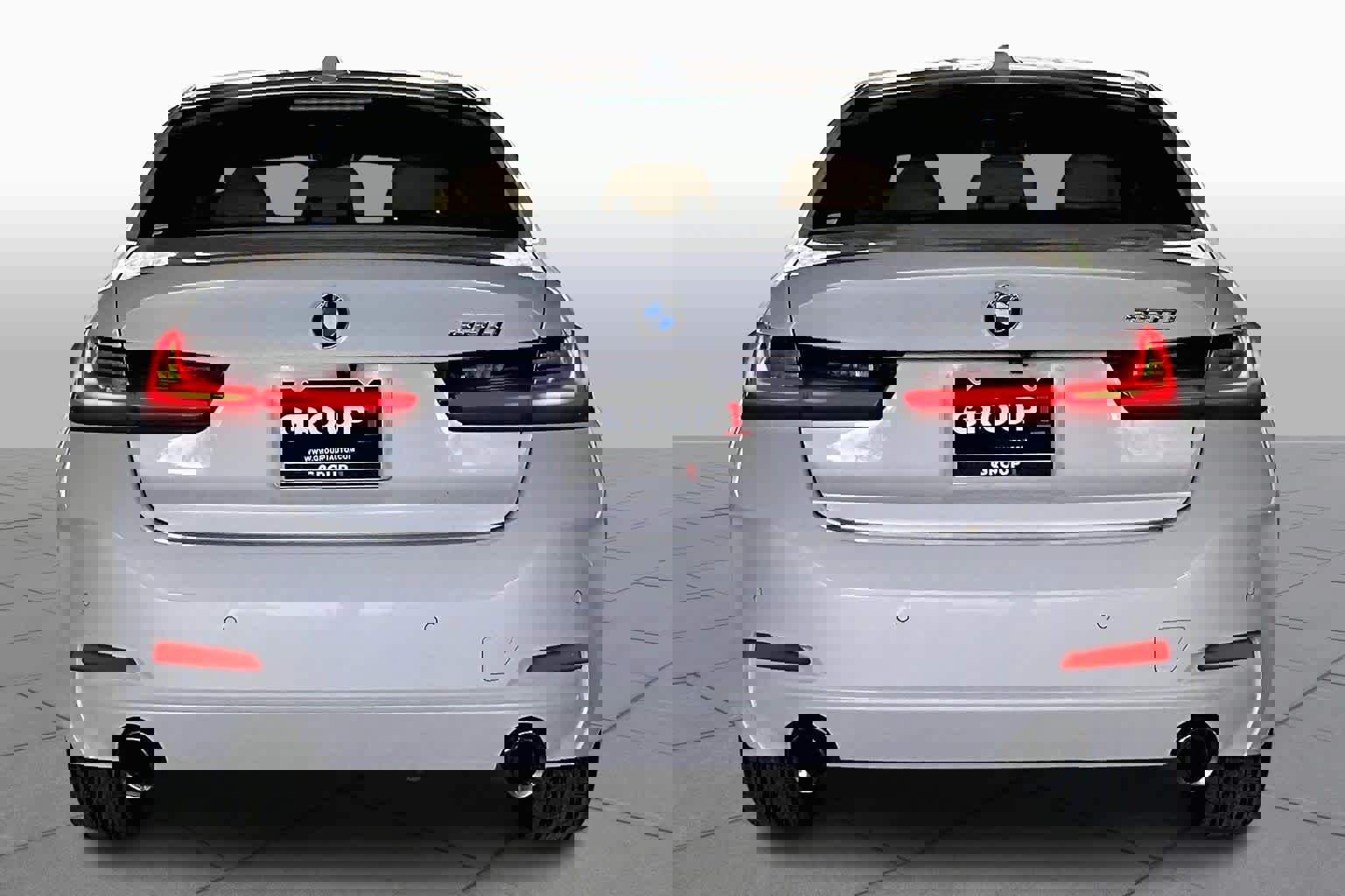 Used 2023 BMW 330i Sedan w/ Parking Assistance Package image 4