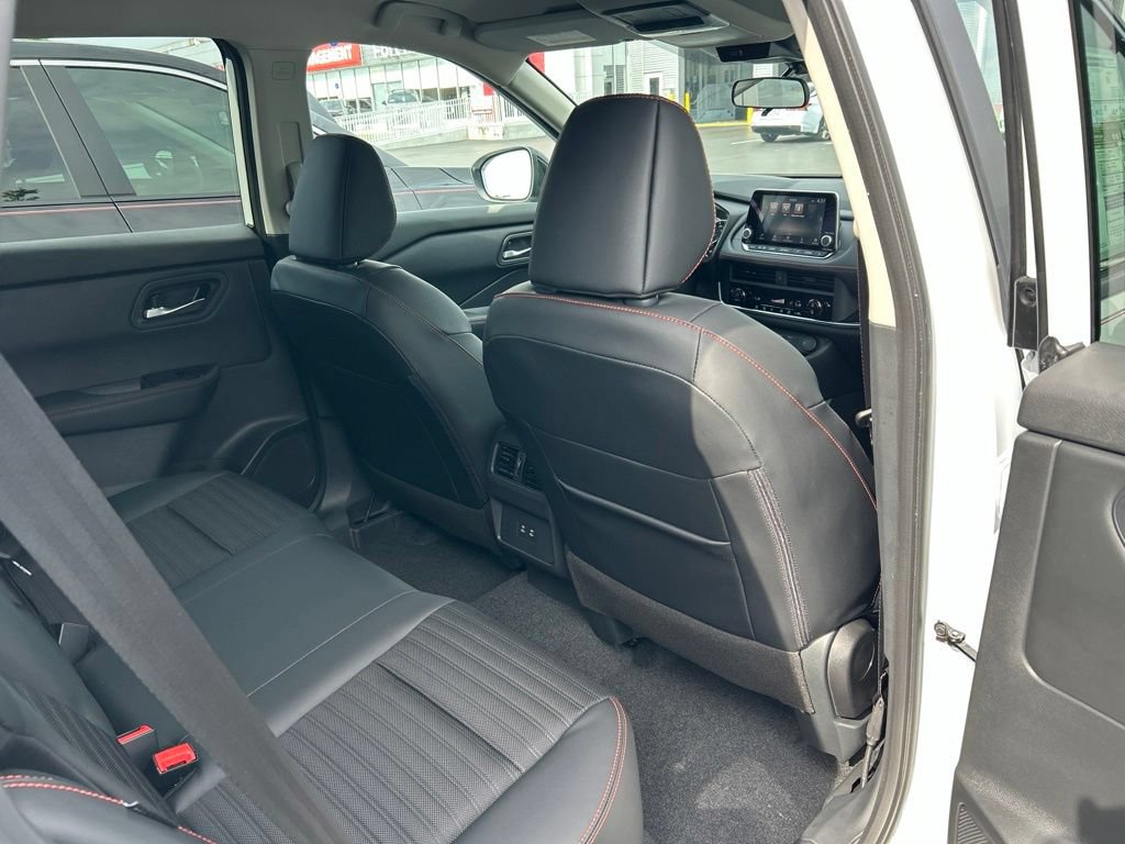 New 2026 Nissan Rogue SV AWD/4WD image 46