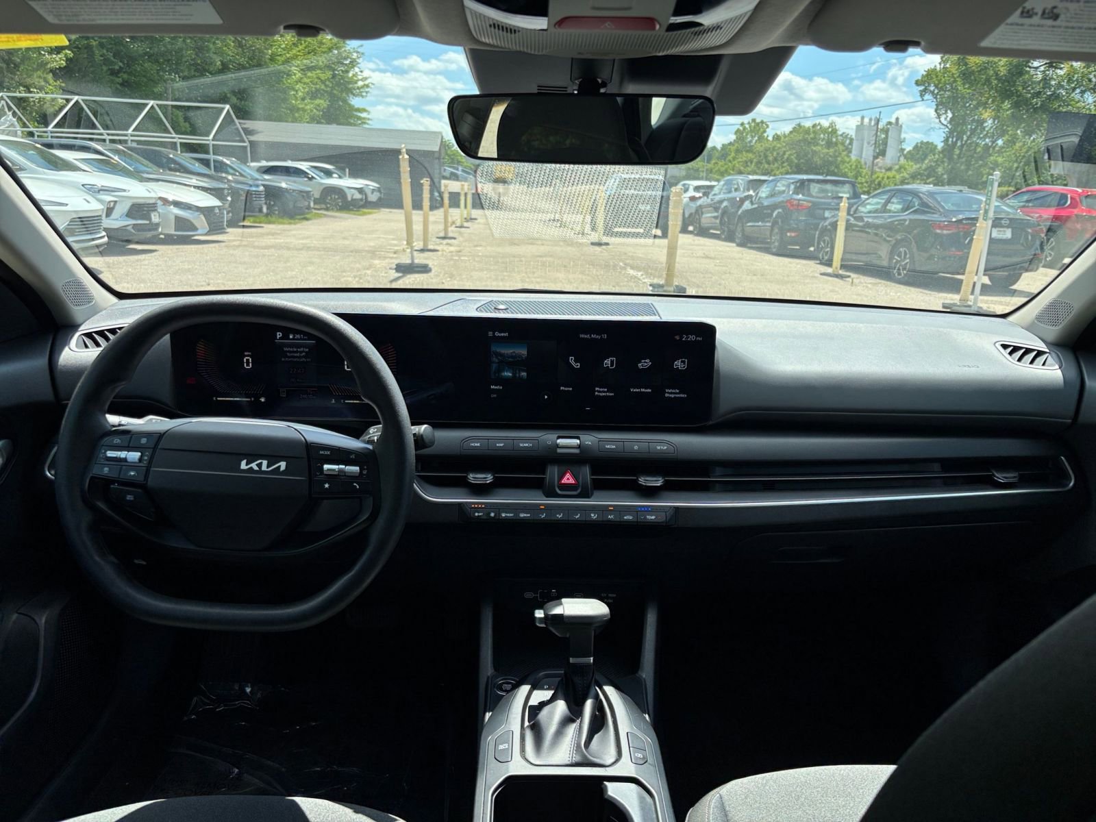 Used 2025 Kia K4 FWD image 29