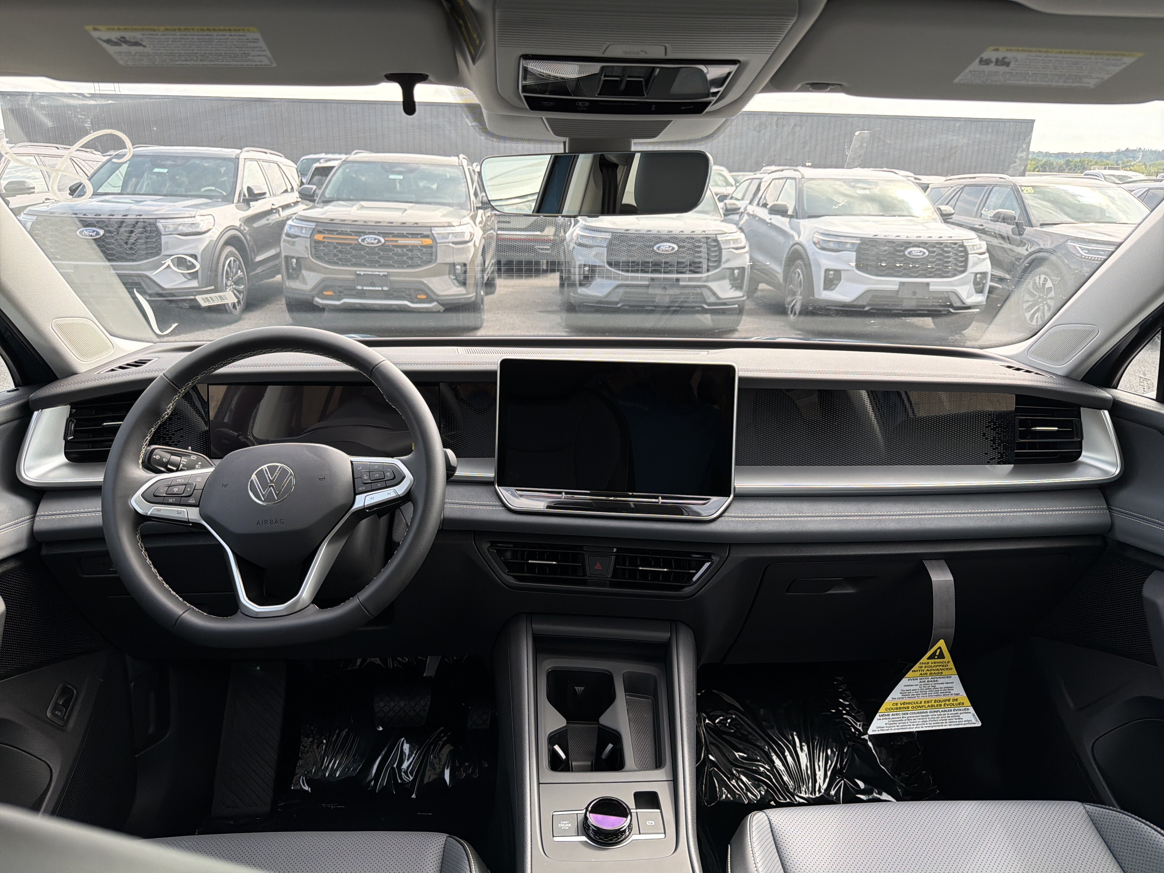New 2026 Volkswagen Tiguan SE AWD/4WD image 11