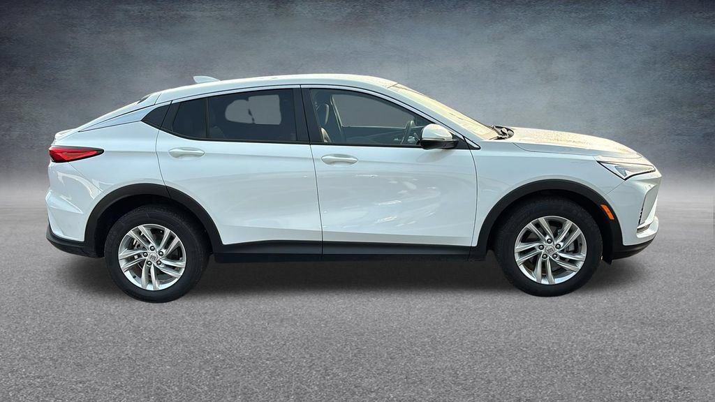 Used 2025 Buick Envista Preferred FWD image 27