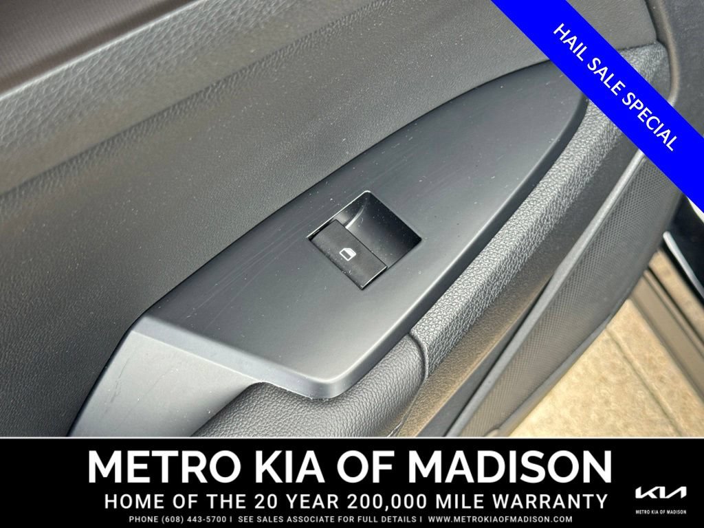 Used 2026 Kia Sportage EX FWD image 31