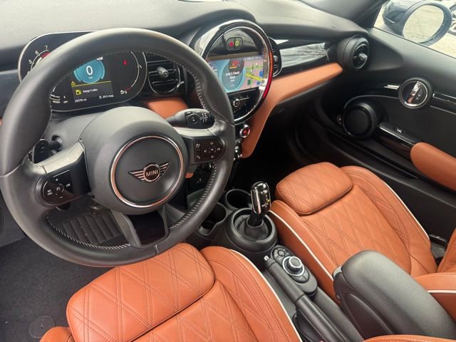 Used 2023 MINI Cooper S w/ Signature Upholstery Package image 16