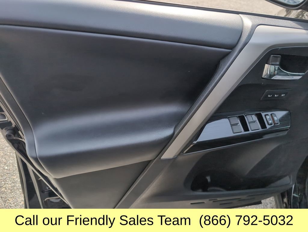 Used 2018 Toyota RAV4 Limited w/ All Weather Liner Package image 12