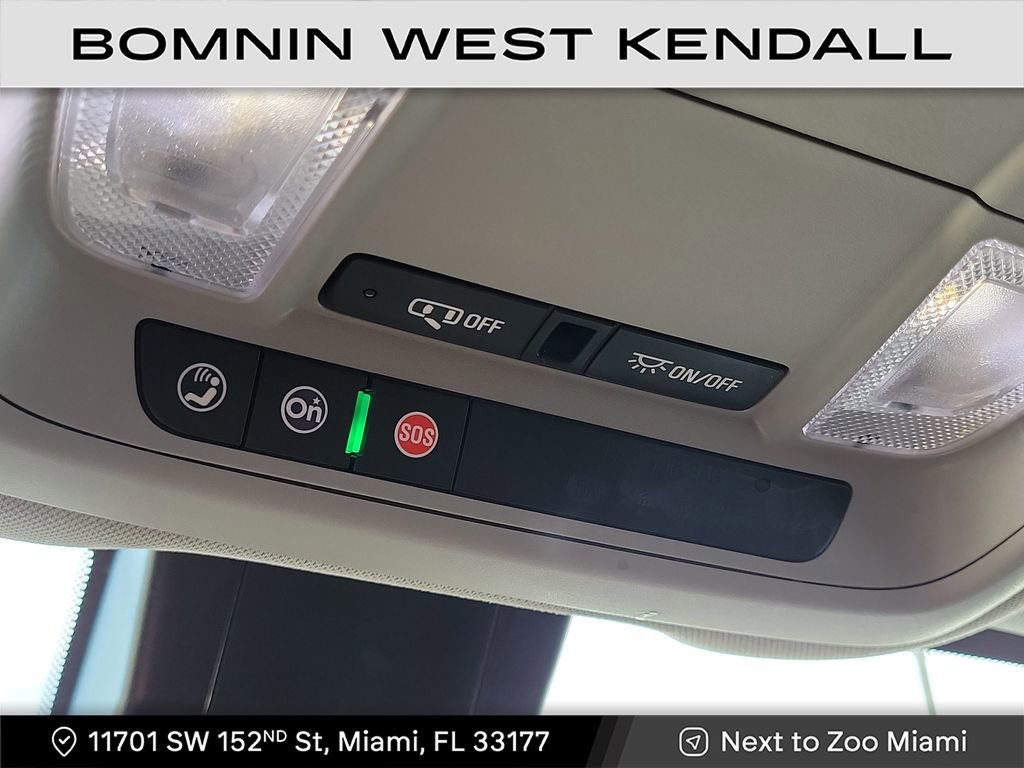 Used 2022 GMC Terrain SLE image 23