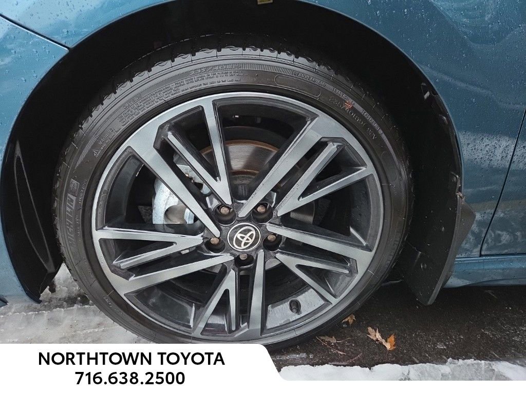 Used 2025 Toyota Camry XSE image 13