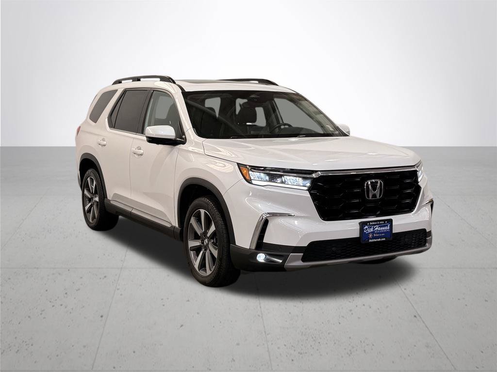 Used 2025 Honda Pilot Elite image 8