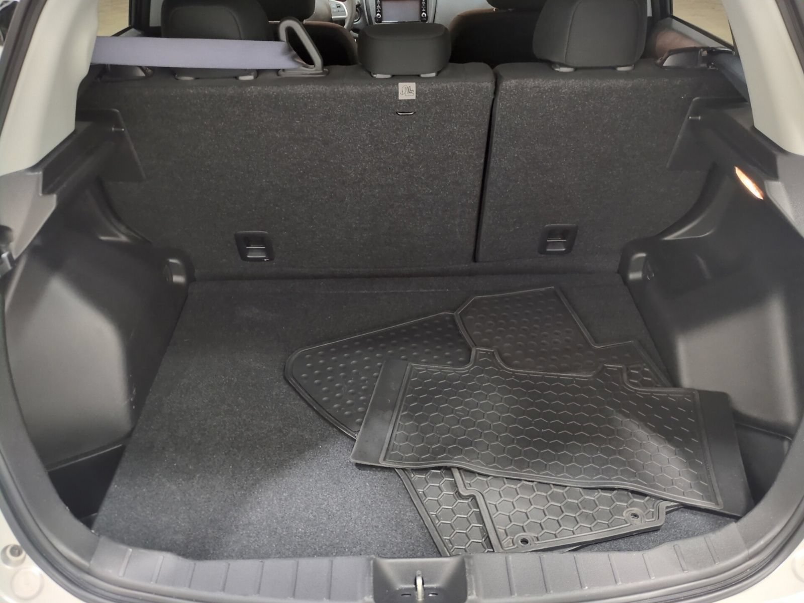 Used 2024 Mitsubishi Outlander Sport ES AWD/4WD image 12