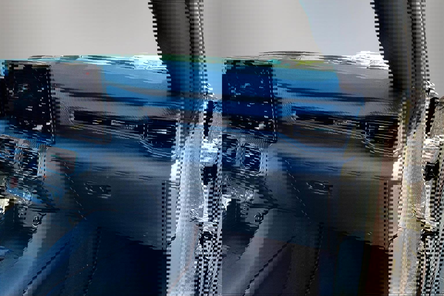 Used 2024 Ford Mustang GT image 25