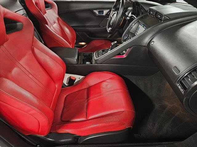 Used 2014 Jaguar F-TYPE S image 18