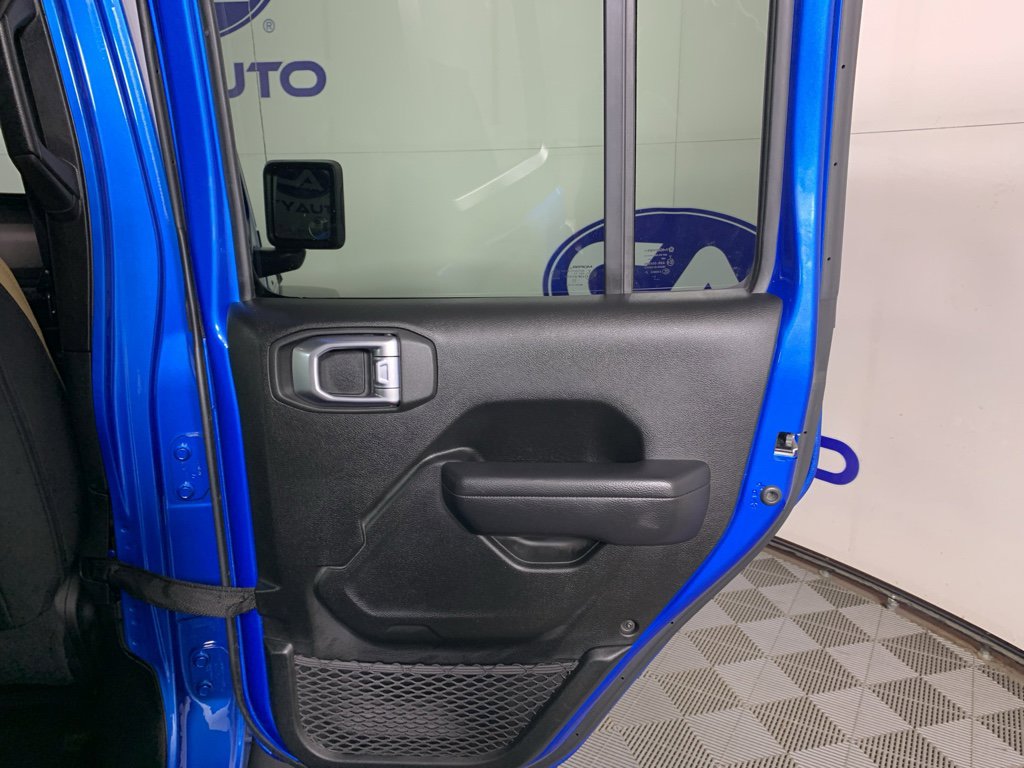 Used 2022 Jeep Wrangler Unlimited Sport S image 37