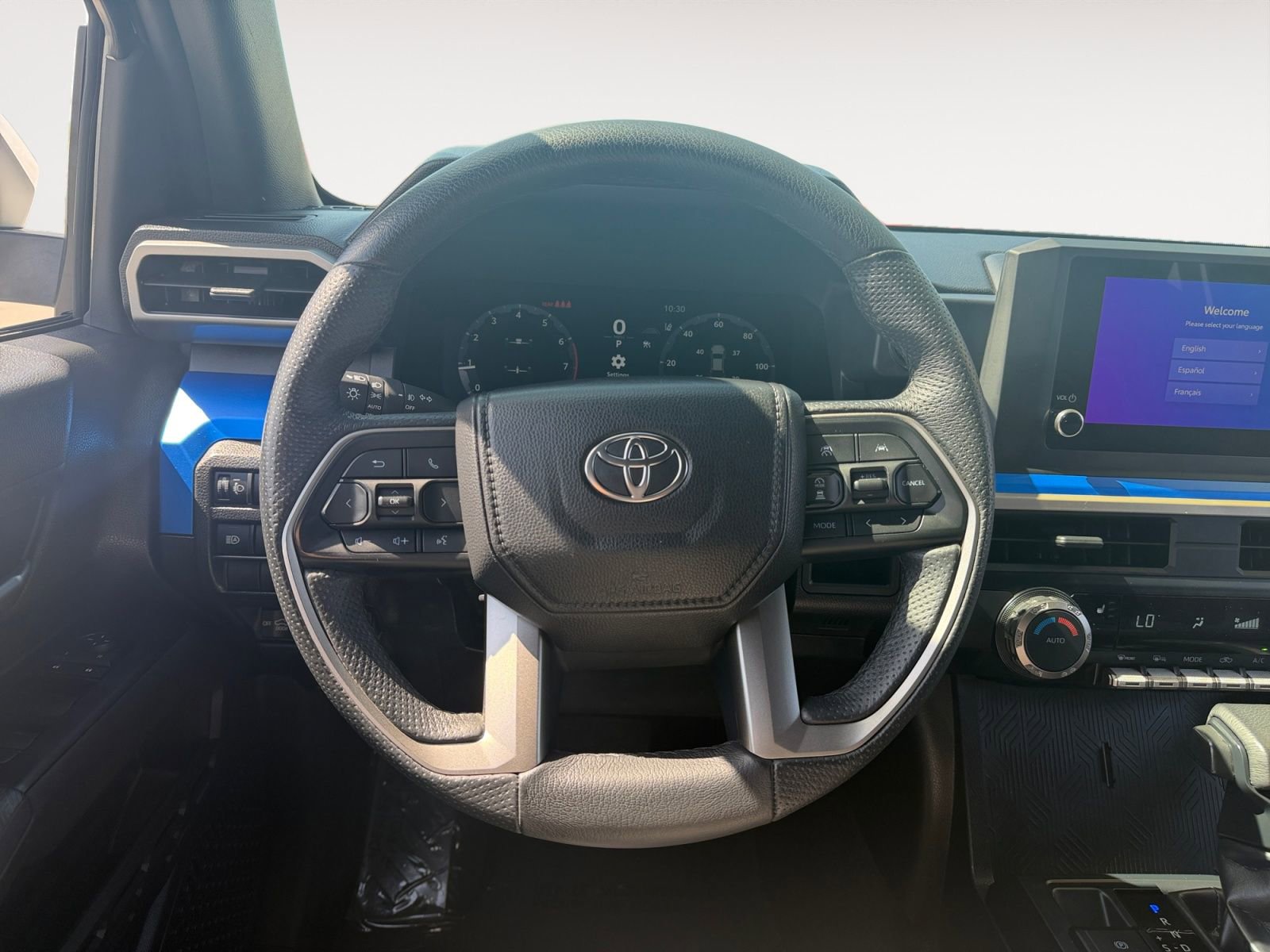 Certified 2025 Toyota Tacoma TRD Off-Road AWD/4WD image 12