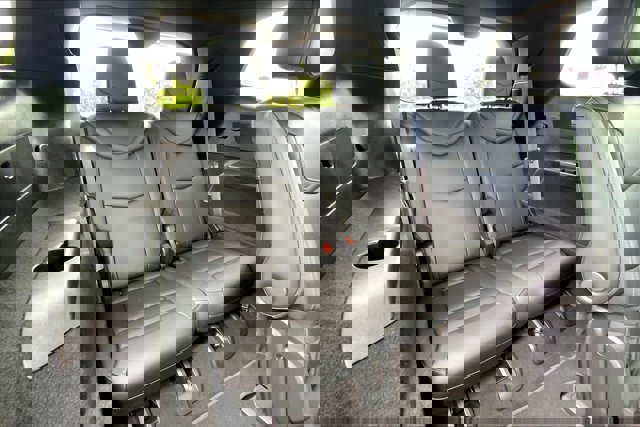 Used 2022 Cadillac XT6 Sport w/ Technology Package image 28