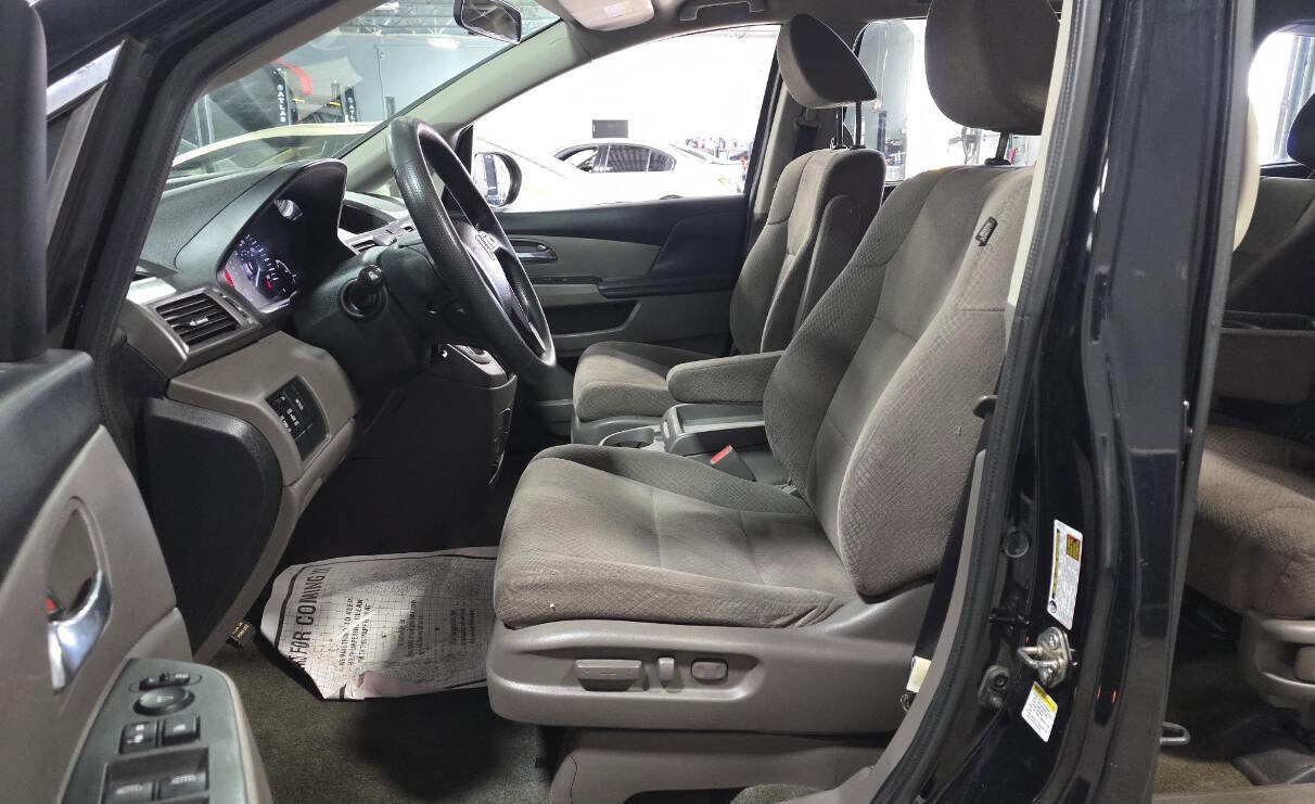 Used 2016 Honda Odyssey EX image 13