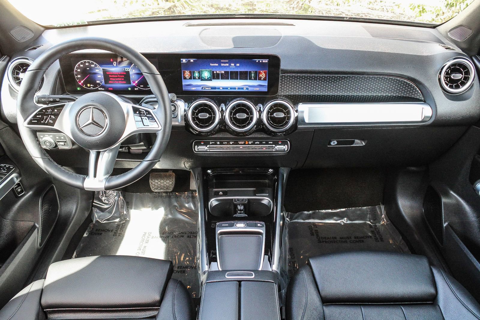 Certified 2026 Mercedes-Benz GLB 250 4MATIC image 13
