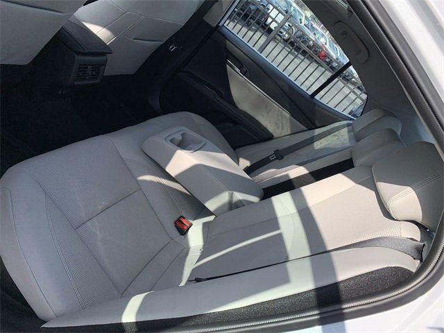 Used 2025 Toyota Camry XLE image 10