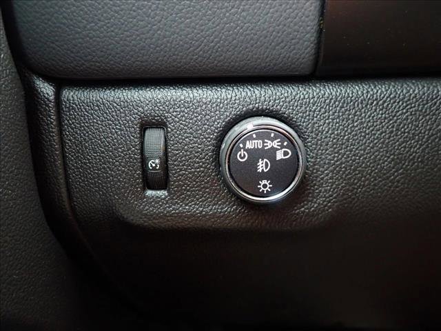Used 2016 Chevrolet Colorado Z71 RWD image 22