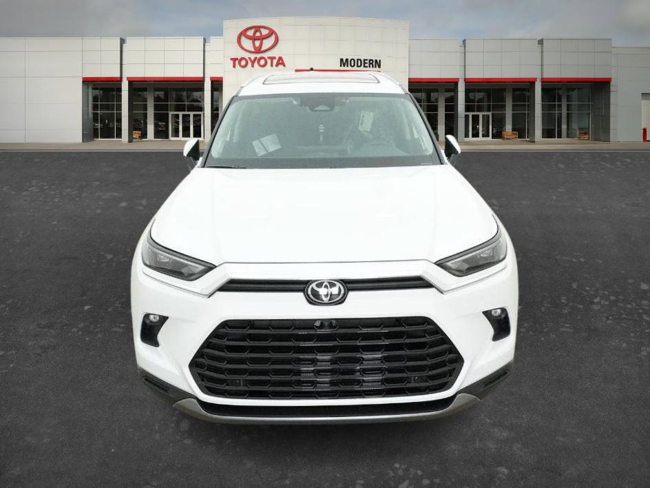 New 2026 Toyota Grand Highlander Limited image 2