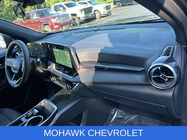 Used 2026 Chevrolet Equinox LT AWD/4WD image 29