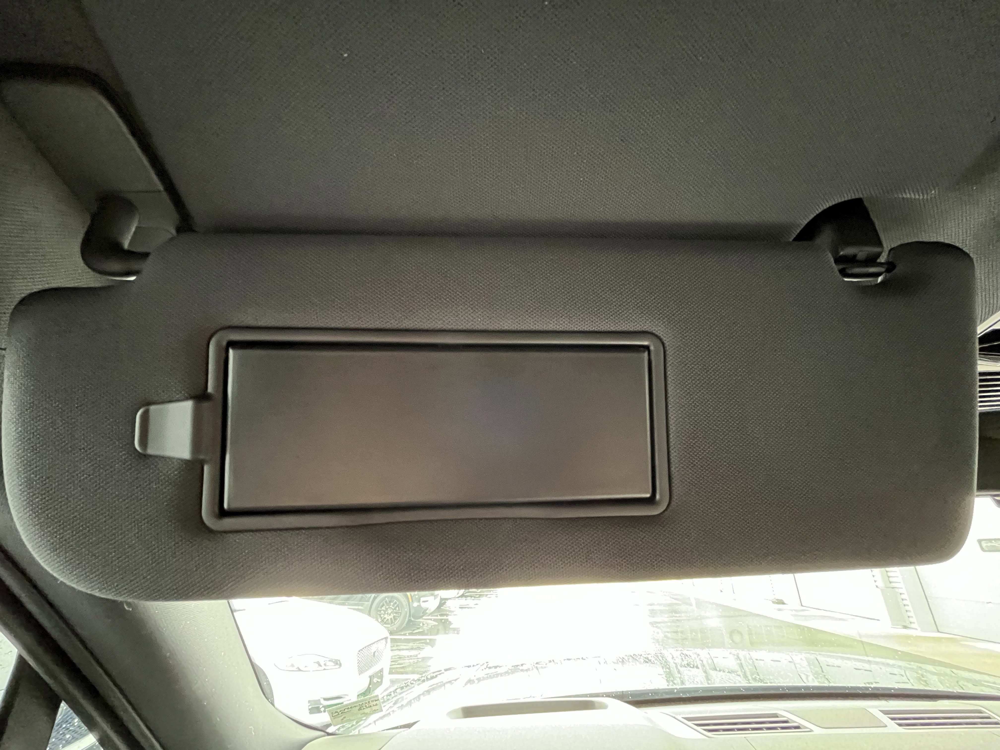 Certified 2025 Land Rover Range Rover Long Wheelbase SE image 21