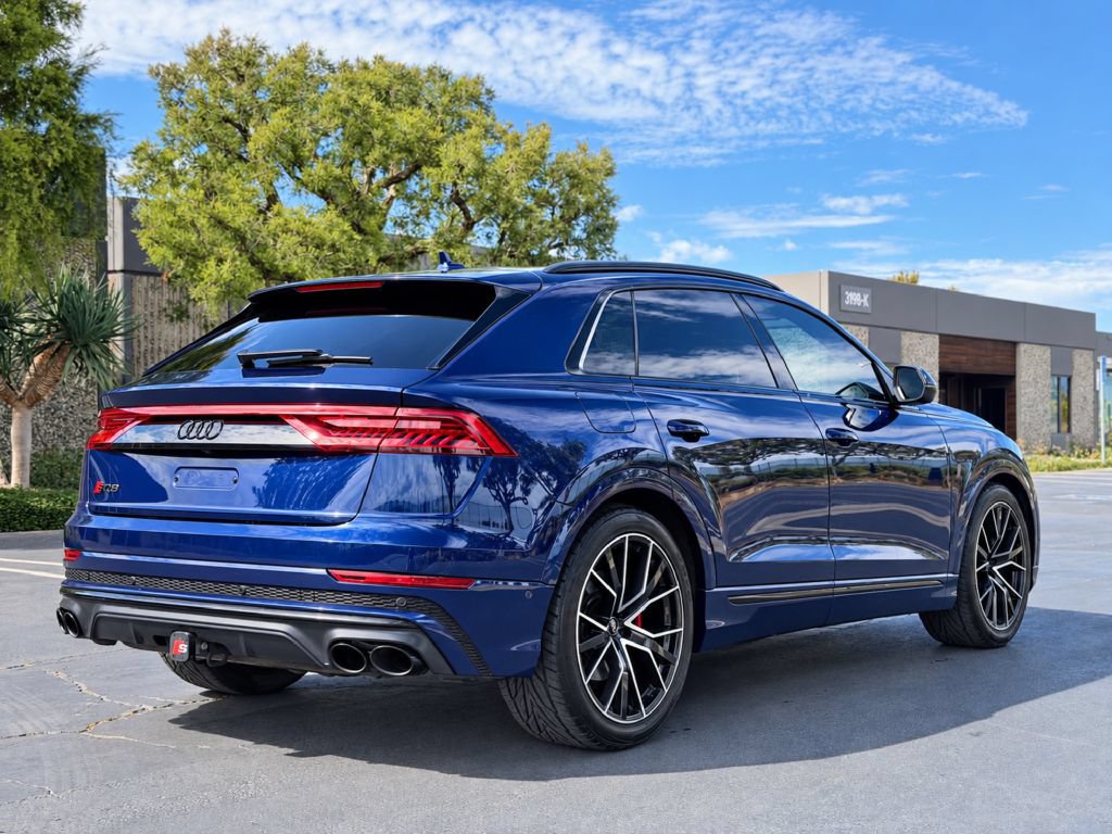 Used 2020 Audi SQ8 Prestige w/ Prestige Package AWD/4WD image 5