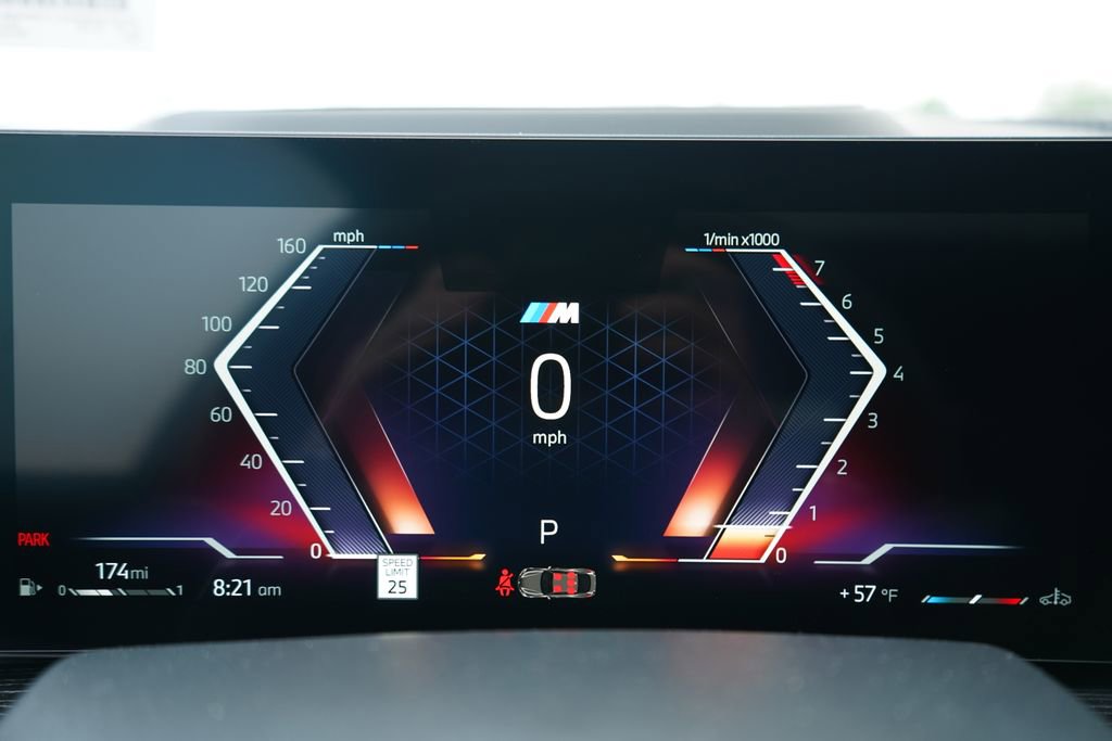 New 2026 BMW X6 xDrive40i w/ Executive Package image 16