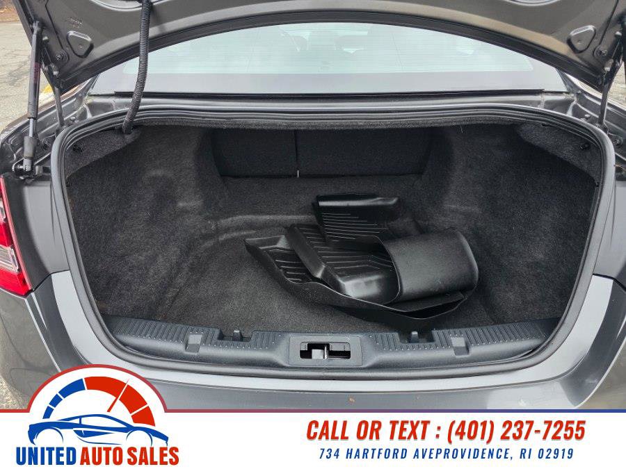 Used 2015 Ford Taurus SHO w/ Equipment Group 401A image 11