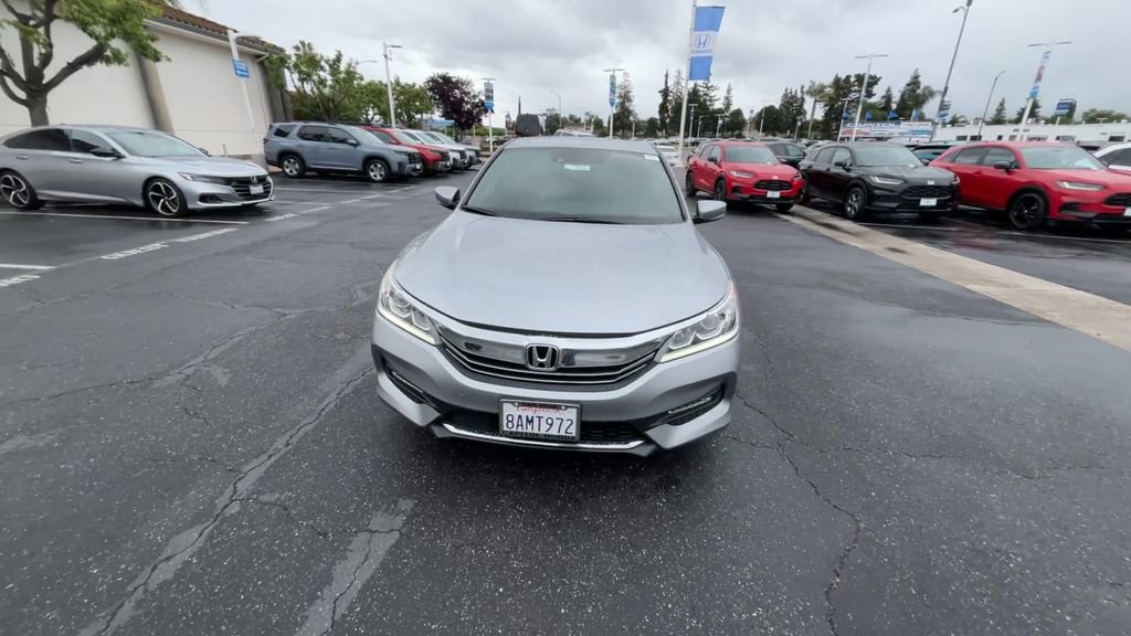 Used 2017 Honda Accord Sport image 3