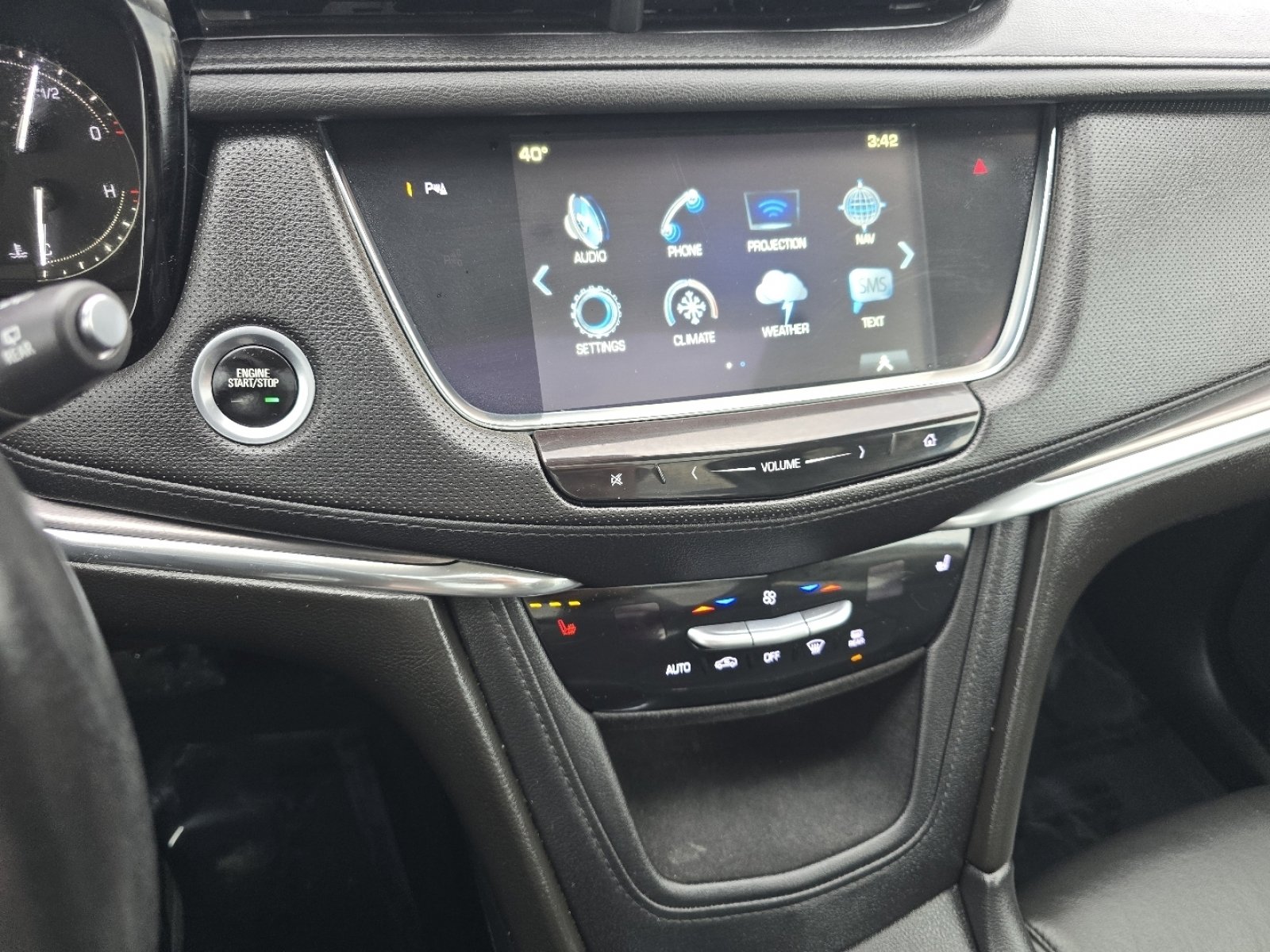Used 2019 Cadillac XT5 Luxury image 28