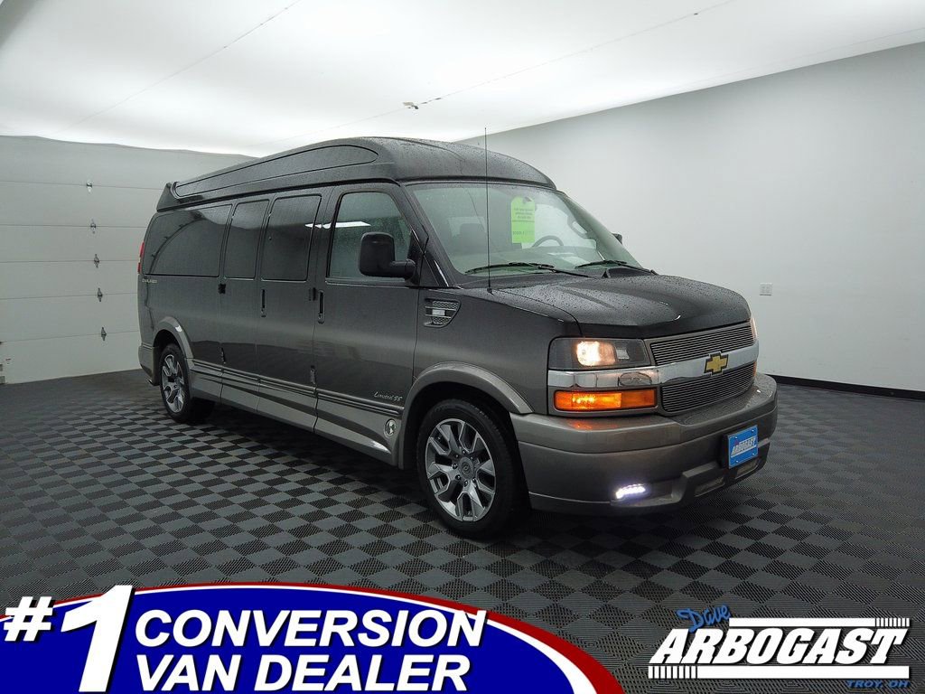 Used 2023 Chevrolet Express 2500 Extended image 1