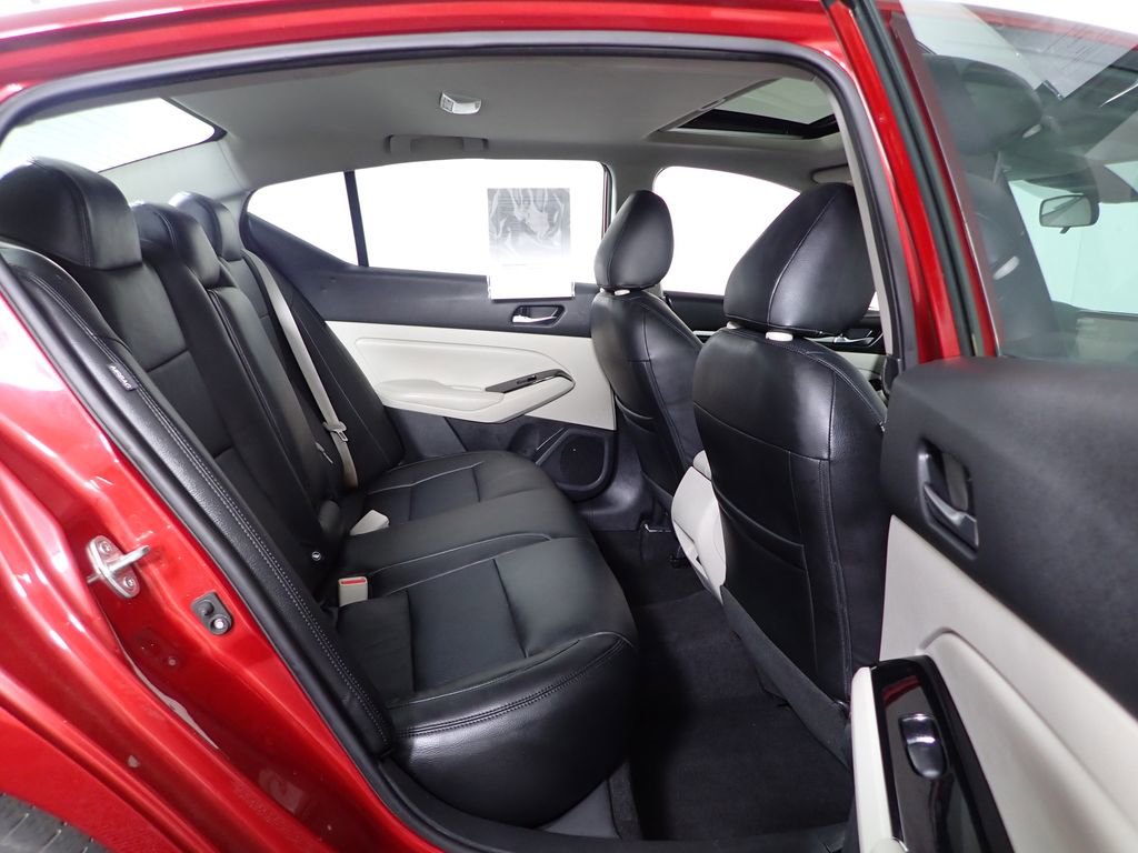 Used 2021 Nissan Altima 2.5 SV w/ SV Premium Package FWD image 41