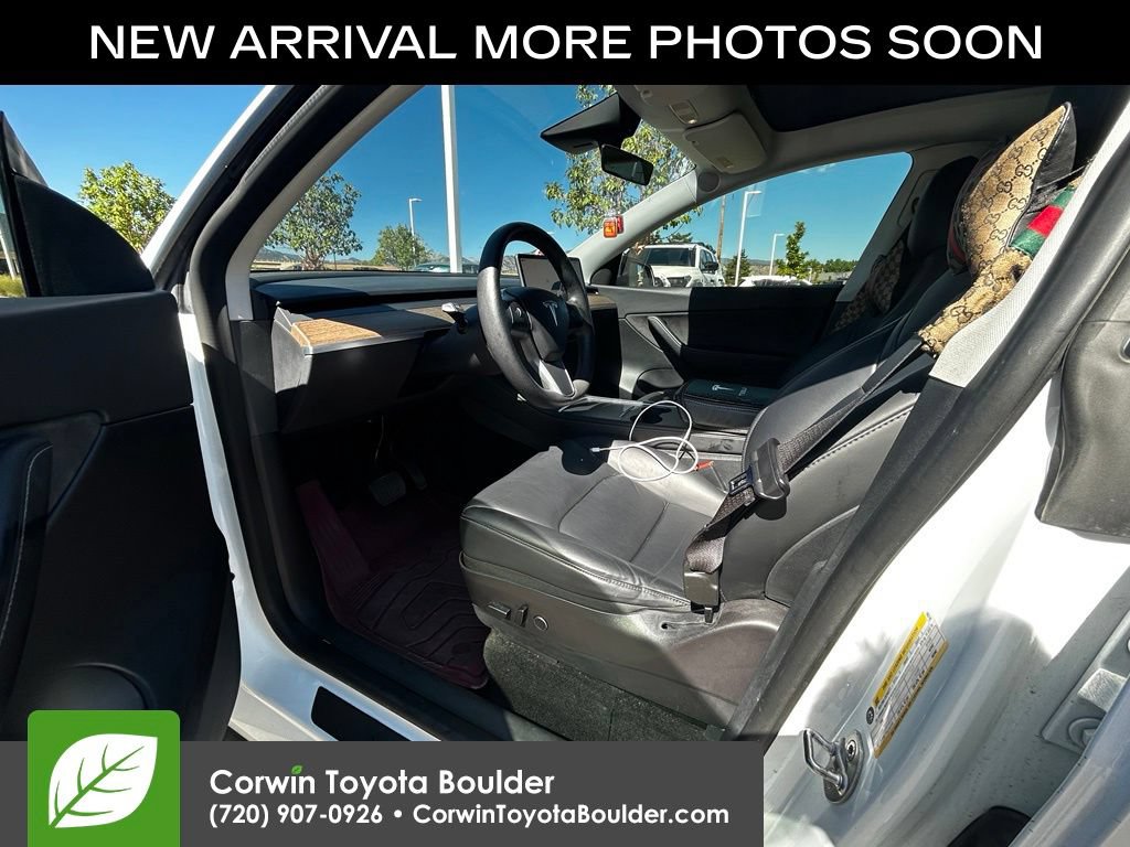 Used 2022 Tesla Model Y Long Range AWD/4WD image 10