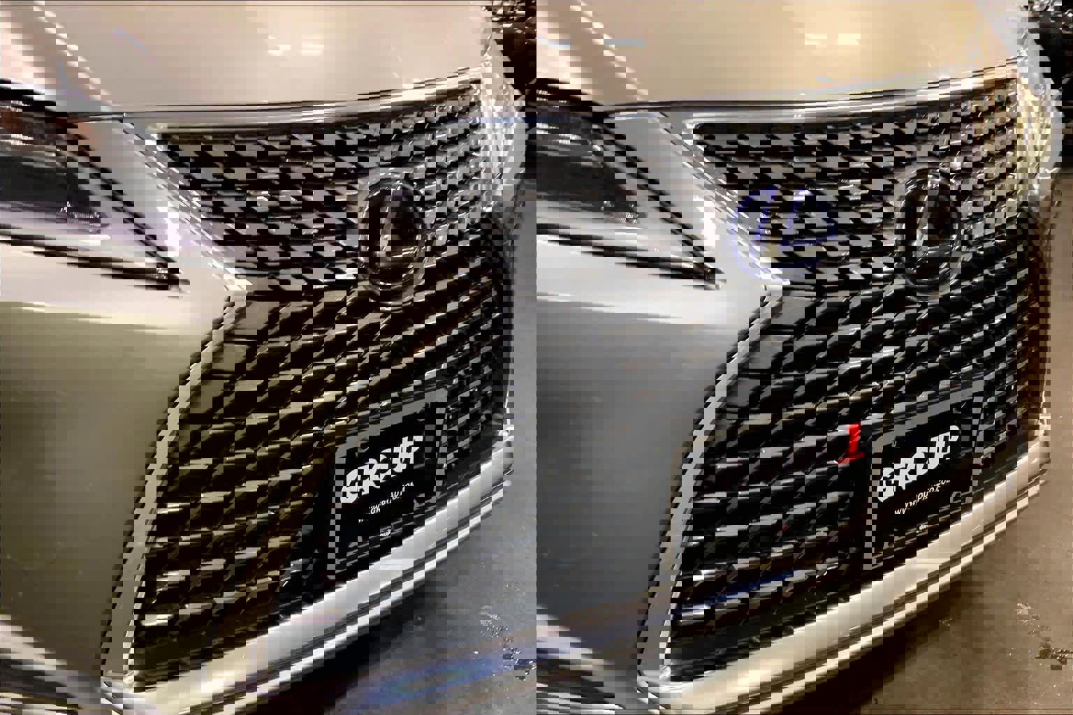 Used 2020 Lexus RX 450h AWD w/ Premium Package image 30