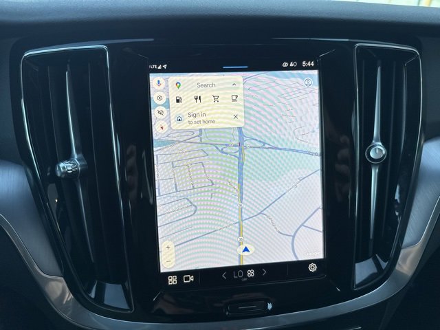 Certified 2024 Volvo S60 B5 Core image 22