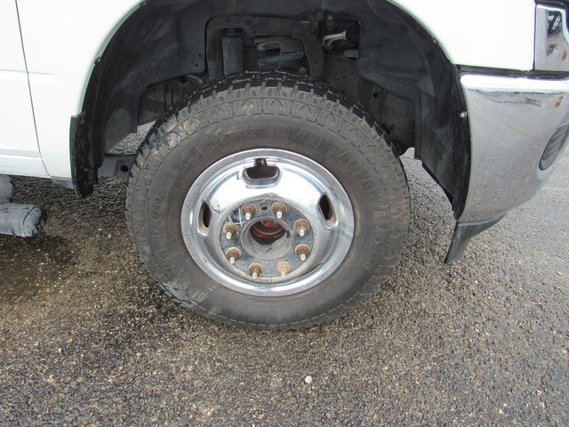 Used 2024 RAM 3500 Tradesman w/ Chrome Appearance Group AWD/4WD image 10