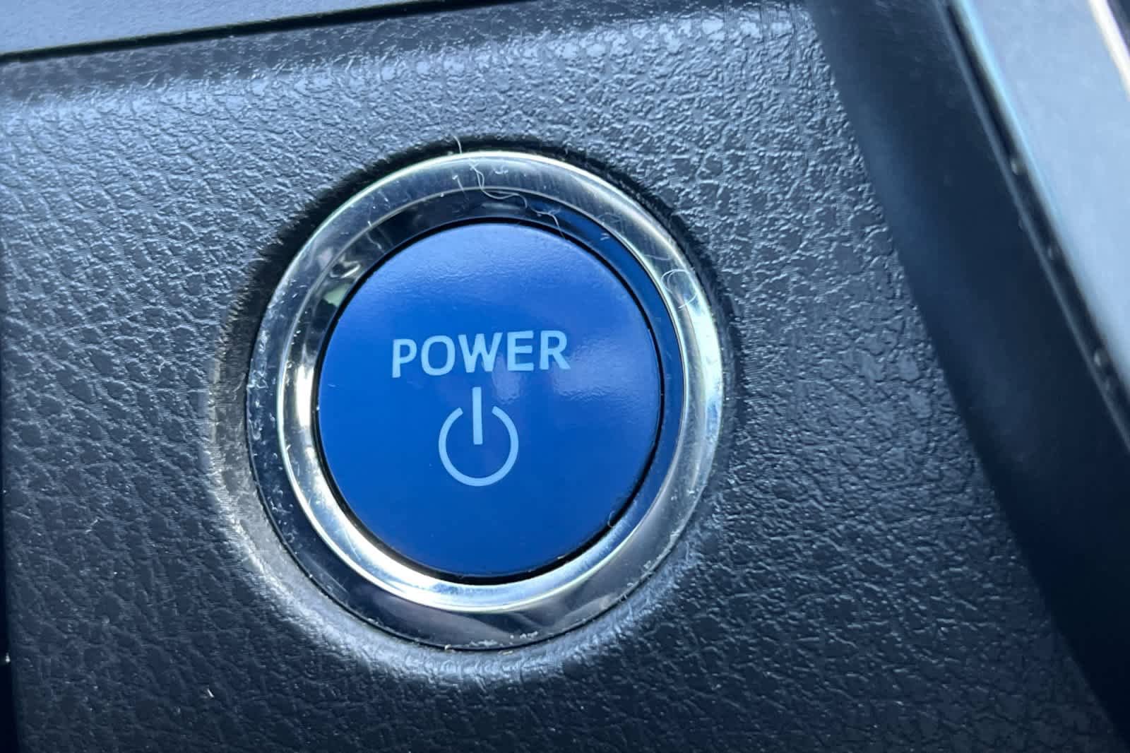 Certified 2019 Toyota Camry XLE w/ Sunroof Package FWD image 25