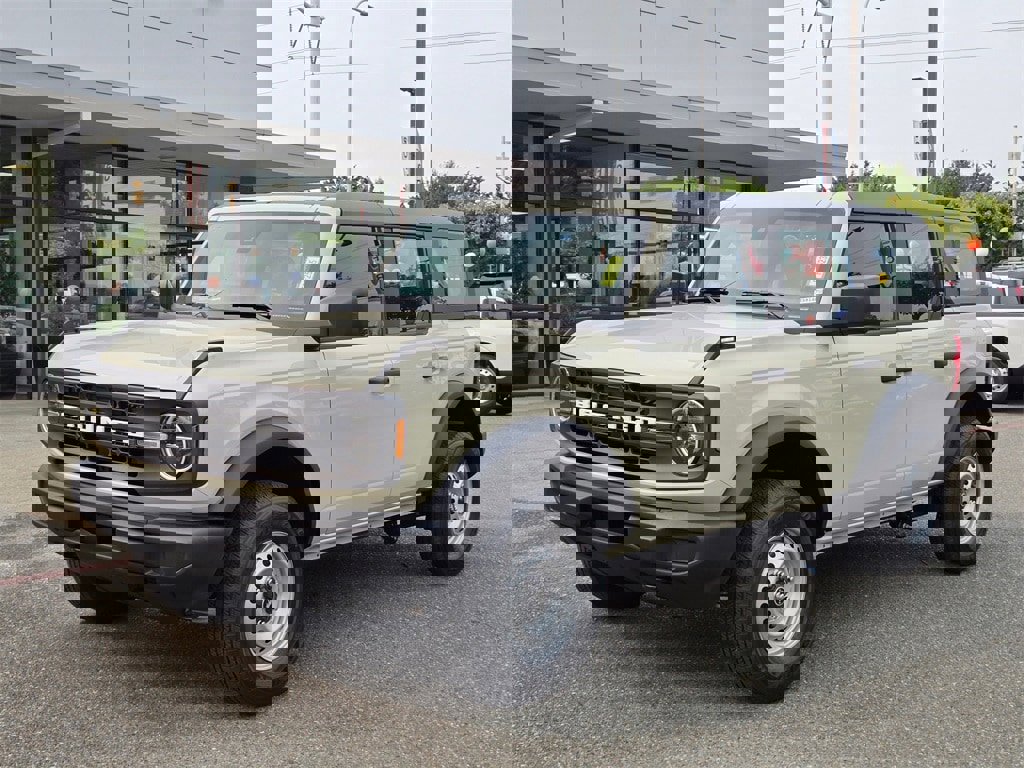 New 2025 Ford Bronco 4-Door