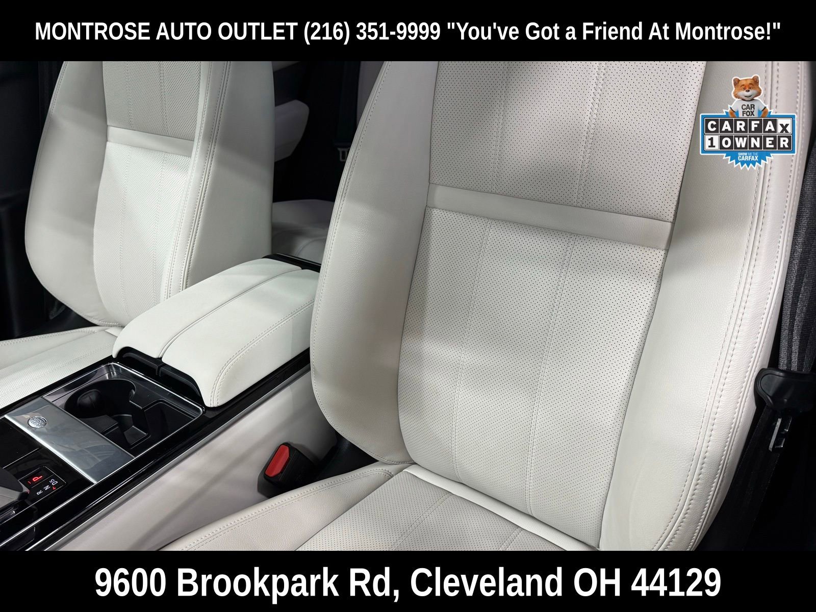 Used 2023 Land Rover Range Rover Velar R-Dynamic S image 27