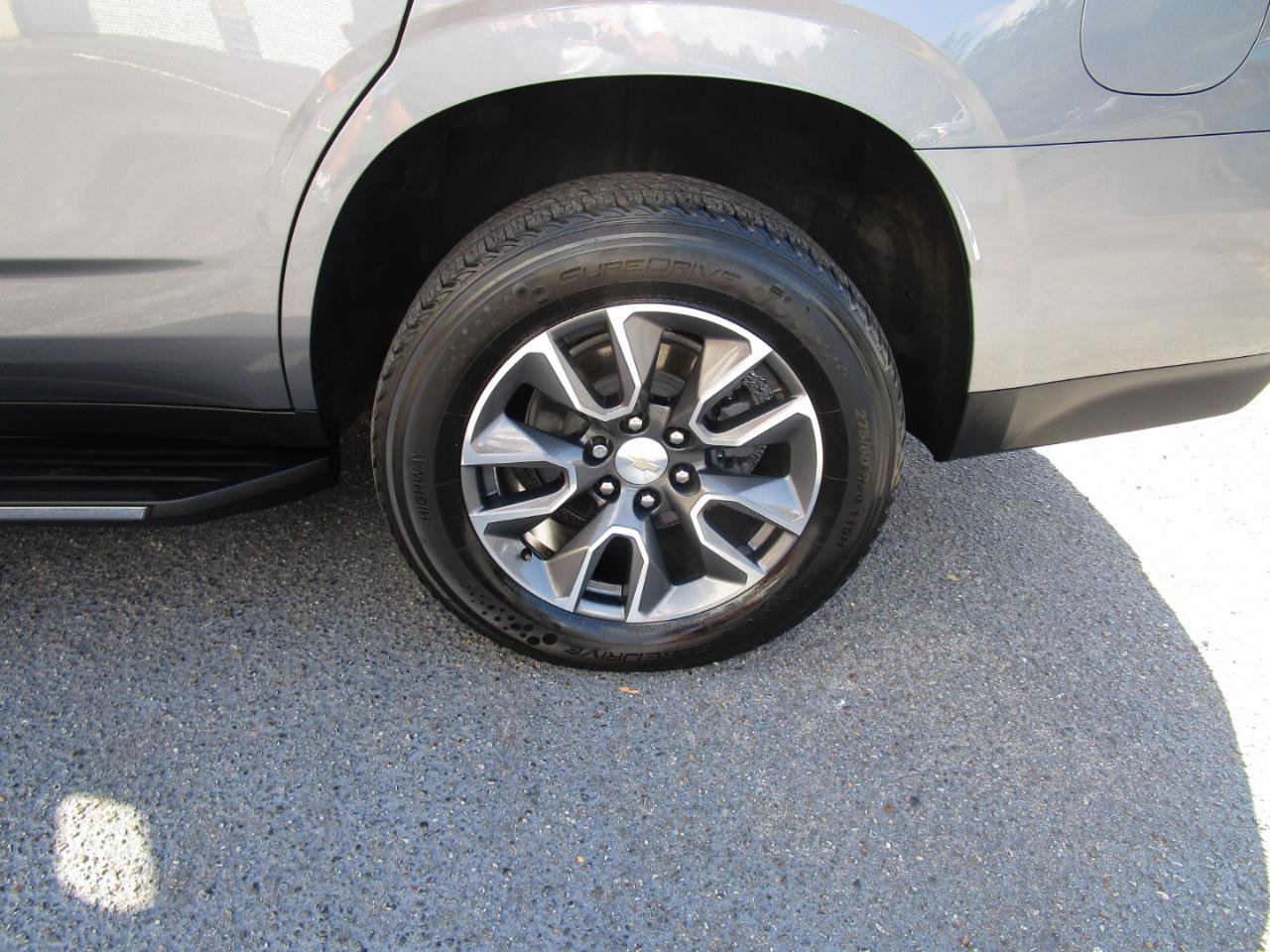Used 2021 Chevrolet Tahoe LT RWD image 25