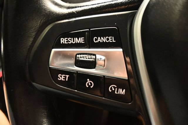 Used 2021 BMW 330i xDrive Sedan w/ Premium Package AWD/4WD image 18