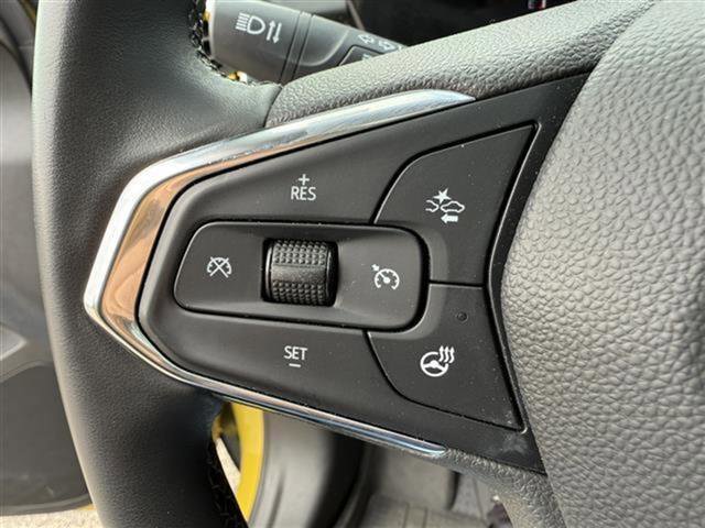 Certified 2024 Chevrolet Trax ACTIV w/ Sunroof Package image 17