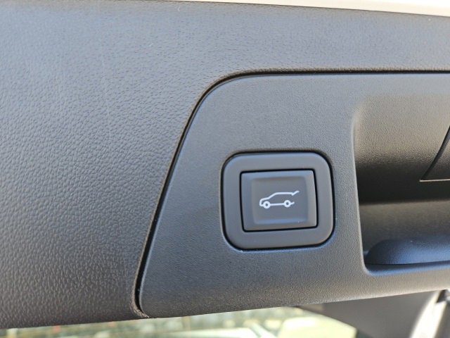 New 2025 Buick Envision Sport Touring image 13