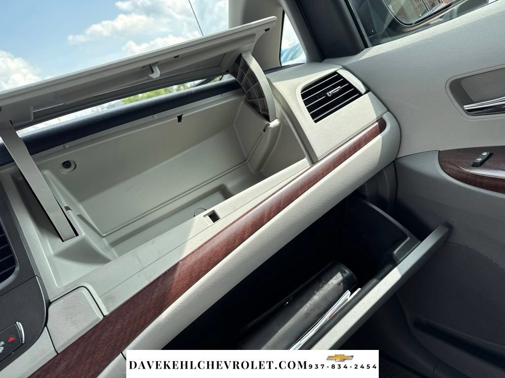 Used 2014 Toyota Sienna XLE w/ Entertainment Package FWD image 28