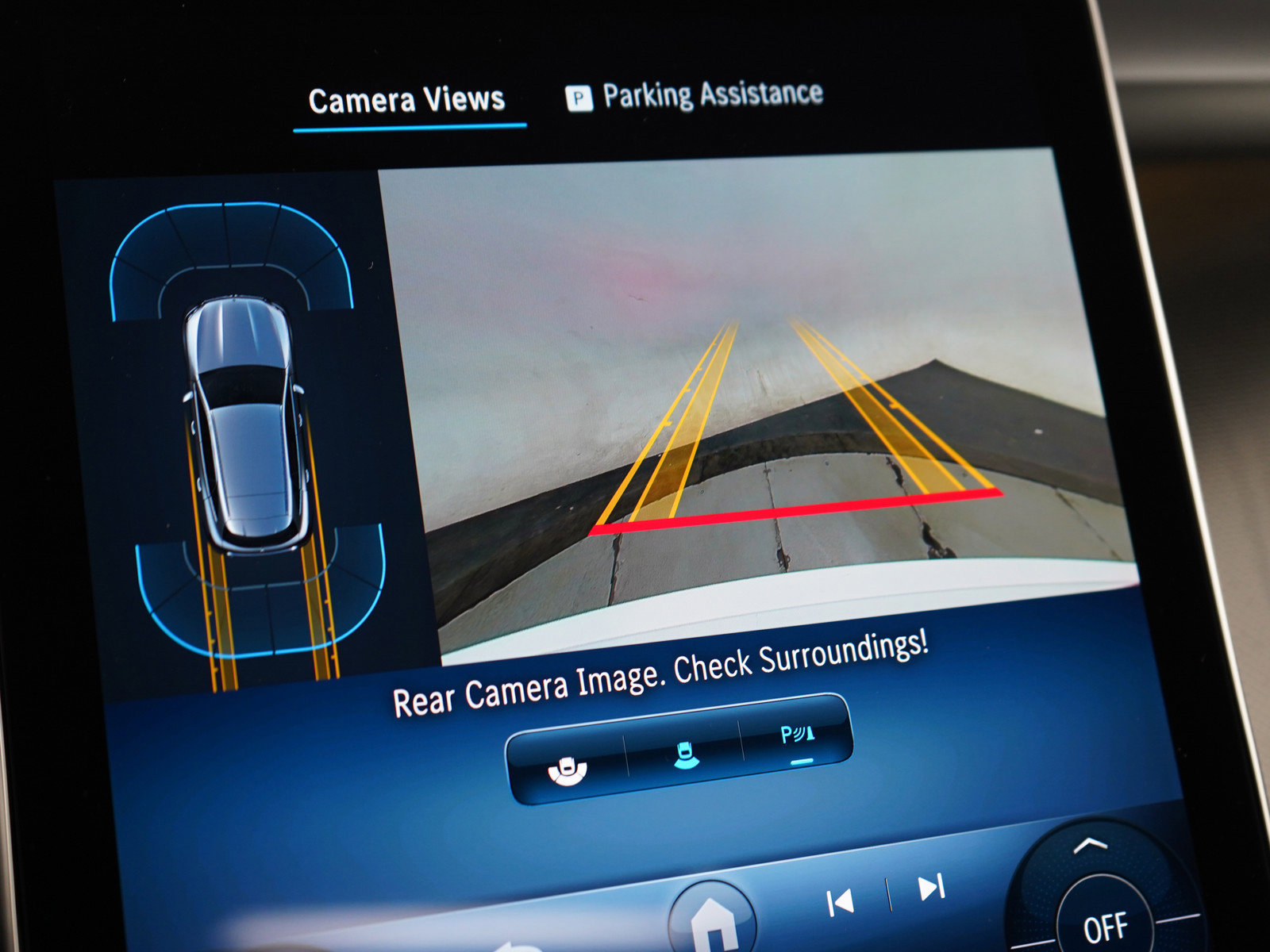 Used 2024 Mercedes-Benz GLC 300 4MATIC image 26