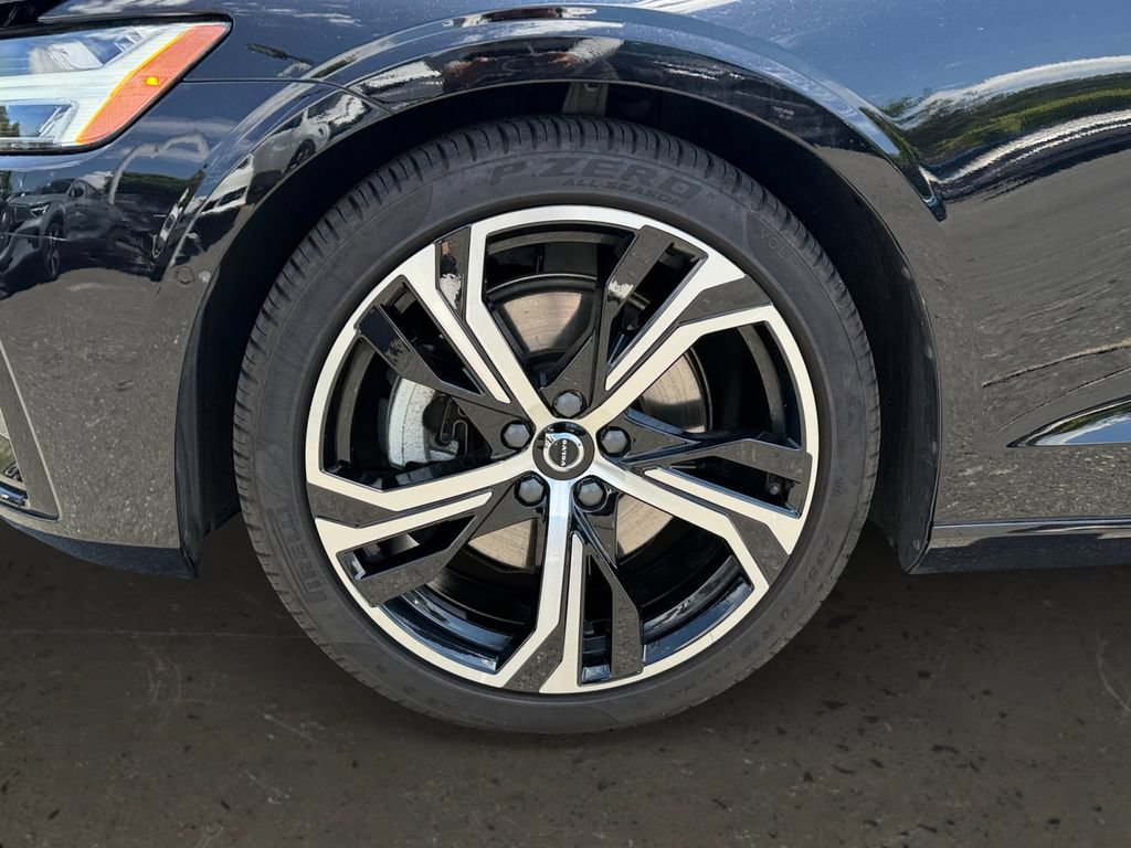 Certified 2024 Volvo S60 B5 Plus w/ Climate Package AWD/4WD image 27