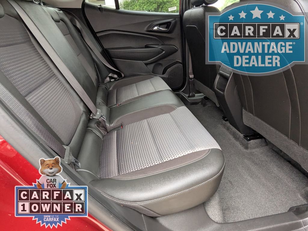 Certified 2025 Chevrolet Trax LT w/ LT Convenience Package FWD image 18