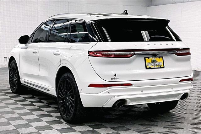 Used 2021 Lincoln Corsair Reserve w/ Equipment Group 201A image 3