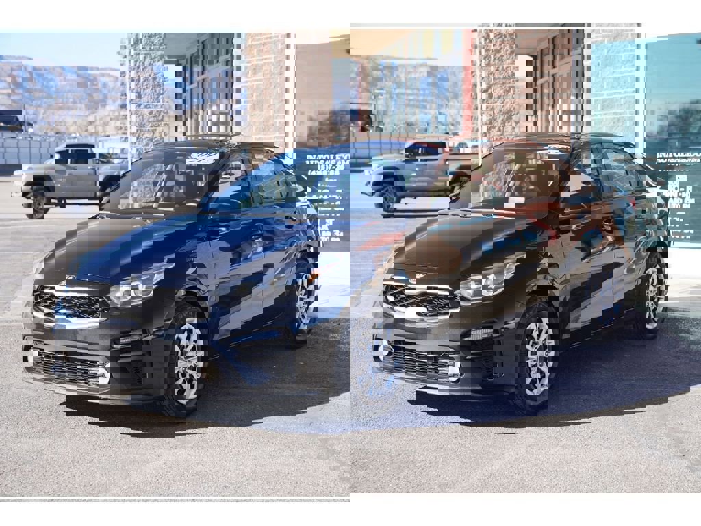 Used 2019 Kia Forte FE image 5