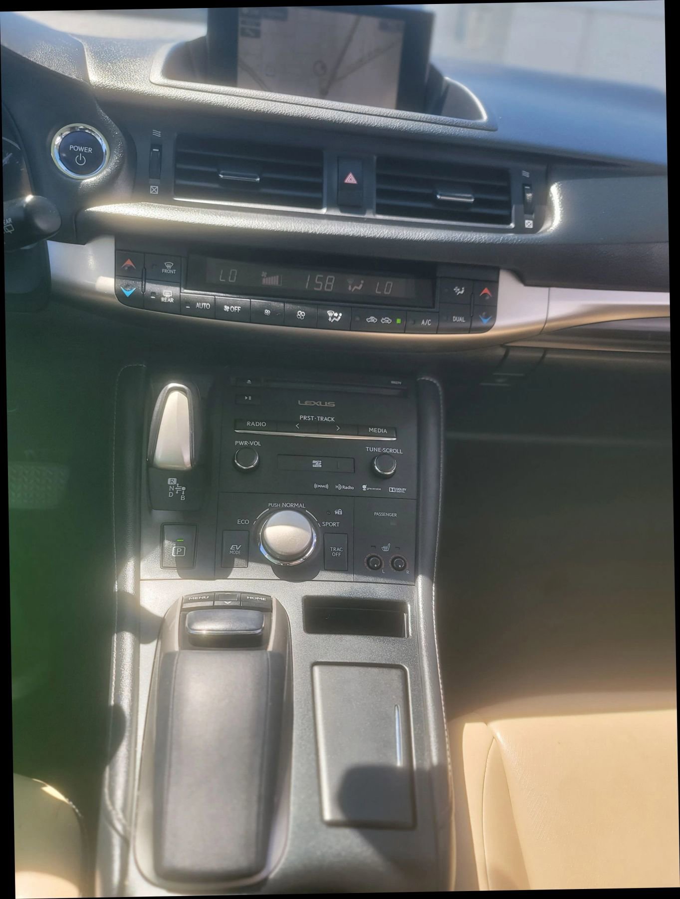 Used 2014 Lexus CT 200h FWD image 32