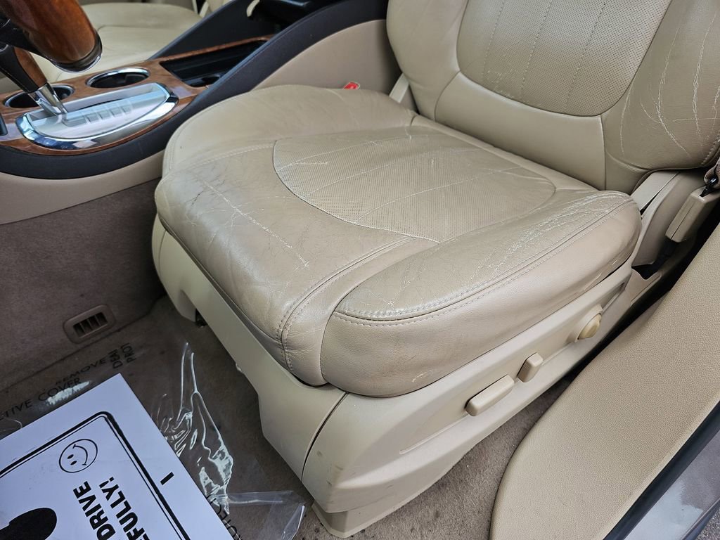 Used 2011 Buick Enclave CXL w/ Trailering Provision Package FWD image 33